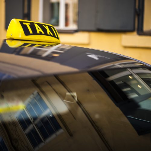 Taxi